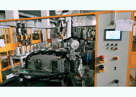 Flexible Robot Ultrasonic Punching And Welding Machine For Car Plastic Bumper