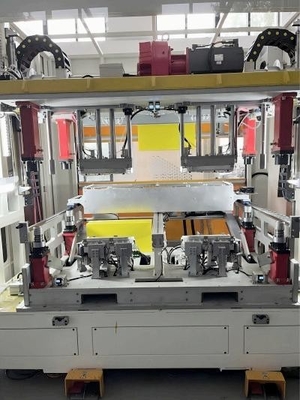 380V Hot Press Covering Machine On Automotive Door Panel Medallion  Part Lamination With Soft