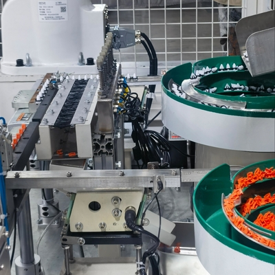 Dual‑Robot Clip Insertion Cell for Automotive Parts Assembly